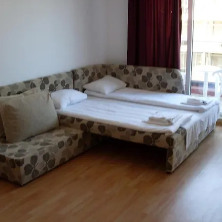 Aparthotel Admiral Plaza Sluneční pobřeží