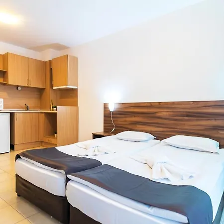 Admiral Plaza Napospart