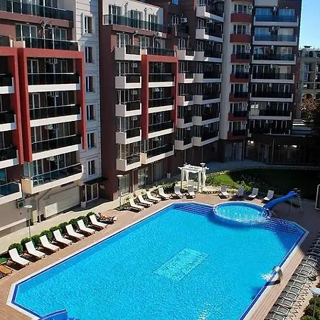 Admiral Plaza