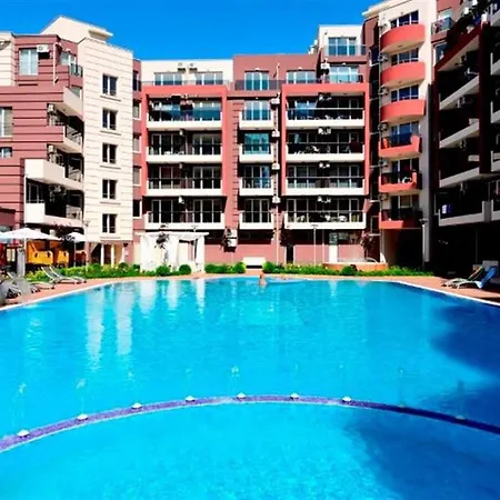 Admiral Plaza 4* 阳光海滩
