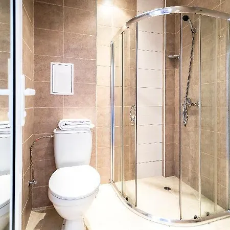 Admiral Plaza Apart-hotel